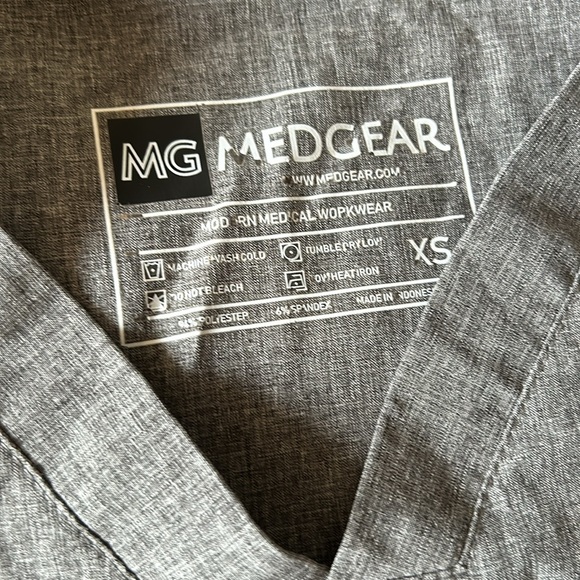 Med gear scrub set - Picture 2 of 3